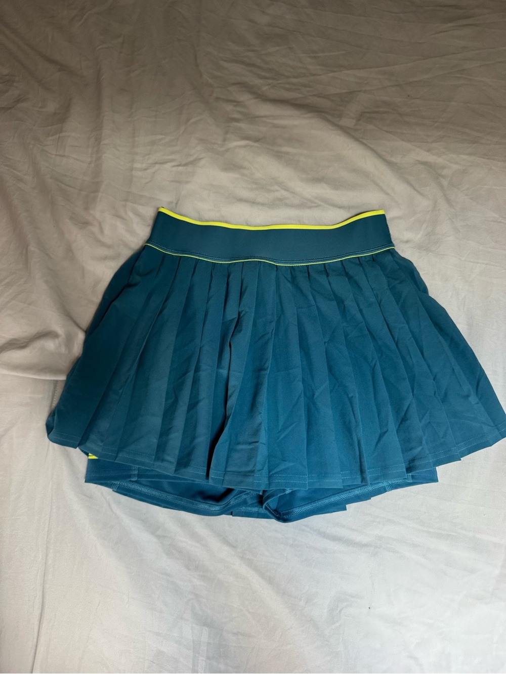 New Balance Teal Athletic Skort with Neon Yellow Trim - Picture 2 of 2